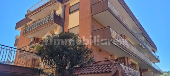 2 Schlafzimmer Wohnung in Monterotondo, Italy, Nr. 230208 30