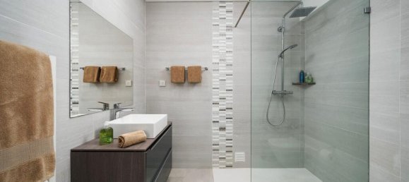 4 Schlafzimmer Doppelhaus in Quarteira, Portugal, Nr. 118897 16