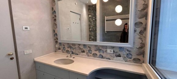 Villa de 5 habitaciónes en Gorle, Italy No. 22230 49