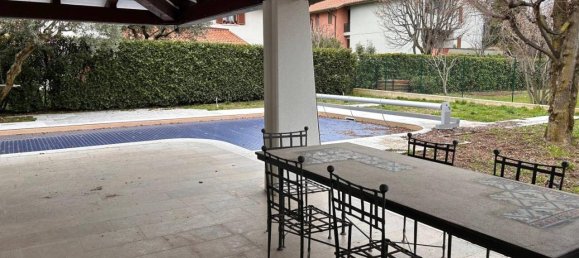 Villa de 5 habitaciónes en Gorle, Italy No. 22230 14