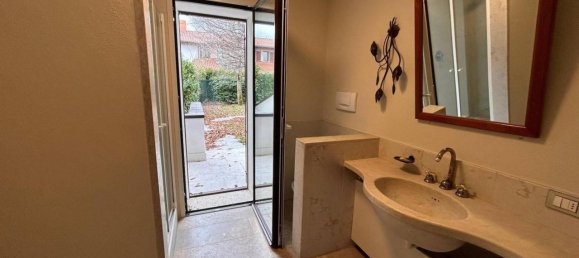 Villa de 5 habitaciónes en Gorle, Italy No. 22230 41