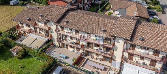 3 bedrooms Apartment in Credaro, Italy No. 380868 9