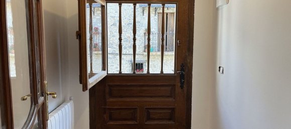 3 bedrooms House in Huesca, Spain No. 162549 8