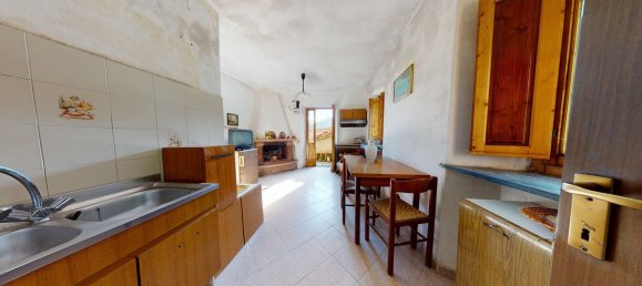 1 bedroom House in Fabbriche di Vergemoli, Italy No. 233361 10