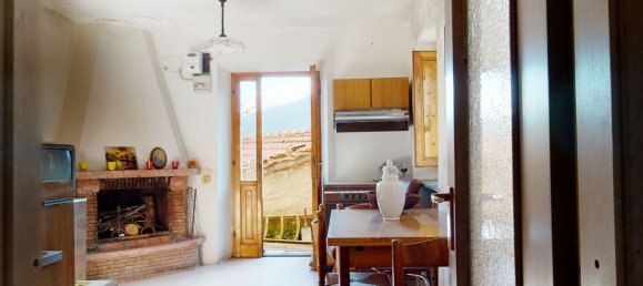1 bedroom House in Fabbriche di Vergemoli, Italy No. 233361 12
