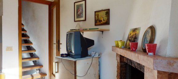 1 bedroom House in Fabbriche di Vergemoli, Italy No. 233361 13