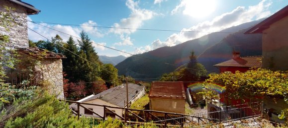 1 bedroom House in Fabbriche di Vergemoli, Italy No. 233361 18