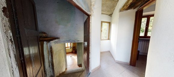 1 bedroom House in Fabbriche di Vergemoli, Italy No. 233361 4