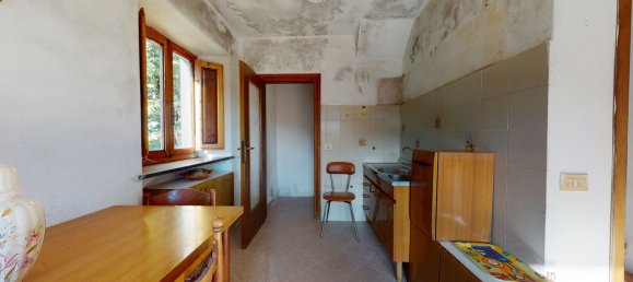 1 bedroom House in Fabbriche di Vergemoli, Italy No. 233361 9