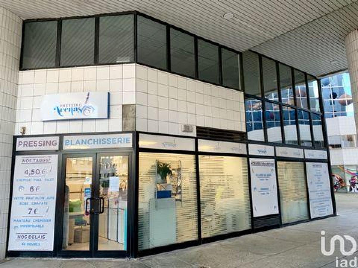 50m² Factory in Nice, France No. 18511