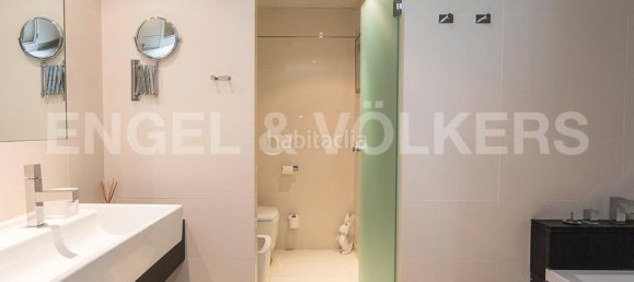 3 bedrooms Penthouse in Sant Marti, Spain No. 19252 30