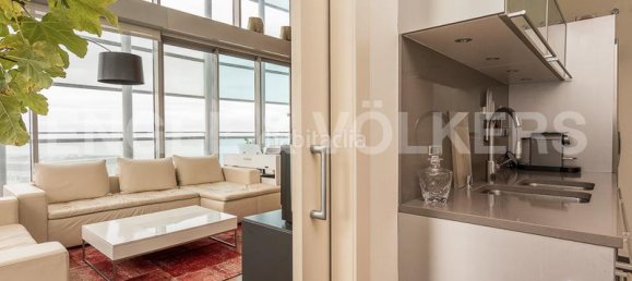 3 bedrooms Penthouse in Sant Marti, Spain No. 19252 11