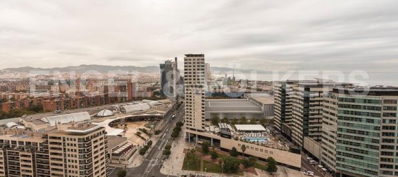 3 bedrooms Penthouse in Sant Marti, Spain No. 19252 34