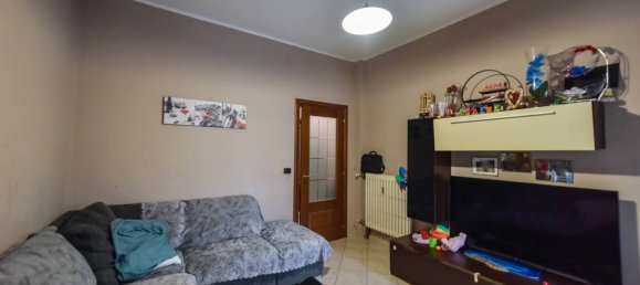 1 bedroom Apartment in Moncalieri, Italy No. 108931 4