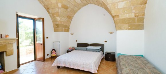 4 Schlafzimmer Villa in Sannicola, Italy, Nr. 231380 3