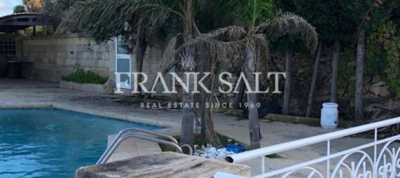 4 bedrooms Bungalow in Bahar ic-Caghaq, Malta No. 6722 21