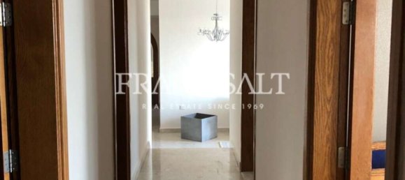 4 bedrooms Bungalow in Bahar ic-Caghaq, Malta No. 6722 41