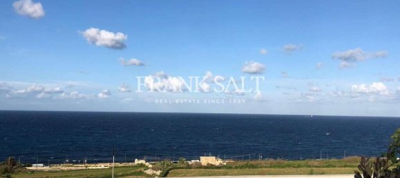 4 bedrooms Bungalow in Bahar ic-Caghaq, Malta No. 6722 24