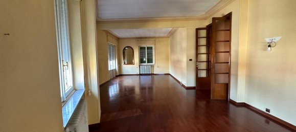 8 rooms Apartment in Novi Ligure, Italy No. 116240 2