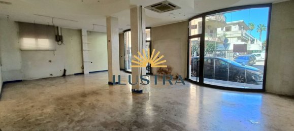 136m² Commercial property in San Benedetto del Tronto, Italy No. 355882 6