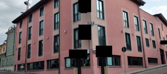 Коммерческая недвижимость 4051м² в Саннадзаро де Бургонди, Италия № 290337 7