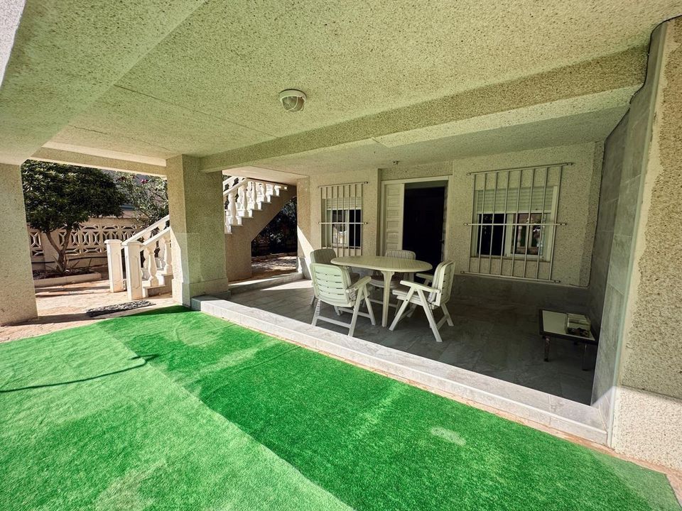 4 bedrooms Apartment in Torrevieja, Spain No. 177364