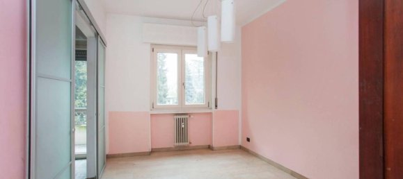 4غرفة شقة في Gallarate, Italy رقم 25747 10