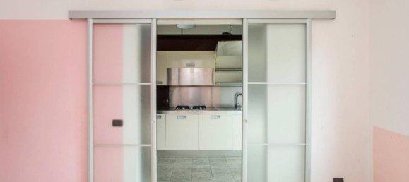 4غرفة شقة في Gallarate, Italy رقم 25747 8