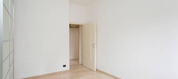 4غرفة شقة في Gallarate, Italy رقم 25747 6