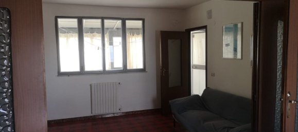 3 rooms Apartment in Stigliano, Italy No. 254230 2