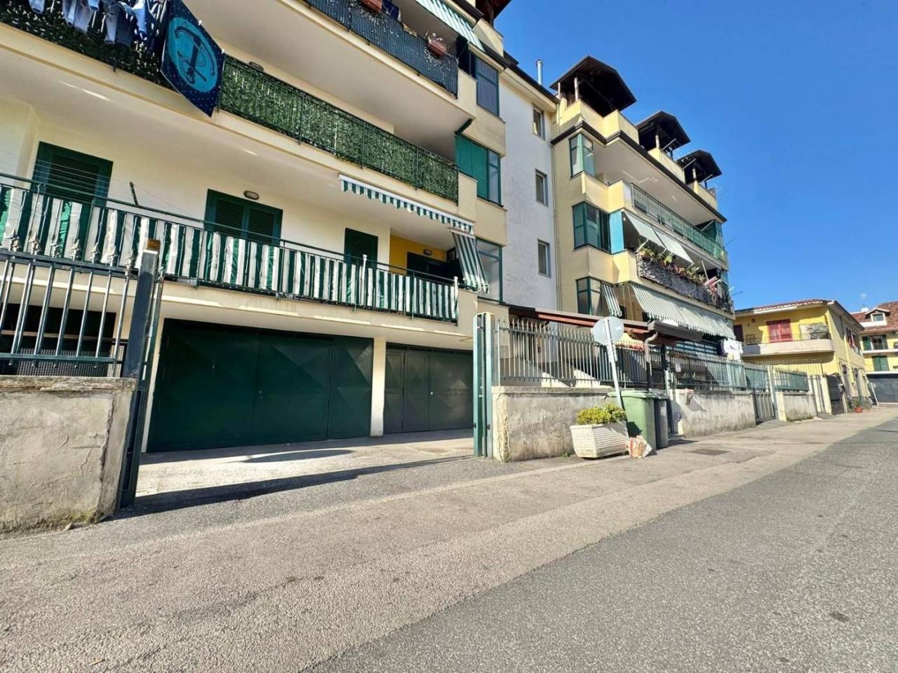 3 rooms Apartment in Giugliano in Campania, Italy No. 27120