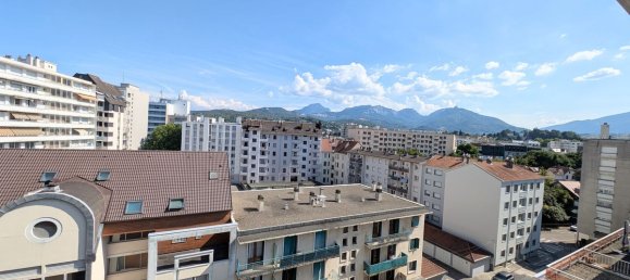Apartamento de 3 dormitorios en Chambery, France No. 339319 9