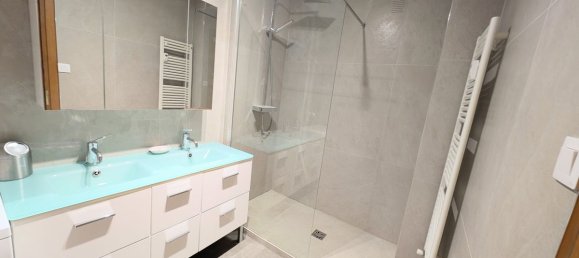 Apartamento de 3 dormitorios en Chambery, France No. 339319 4