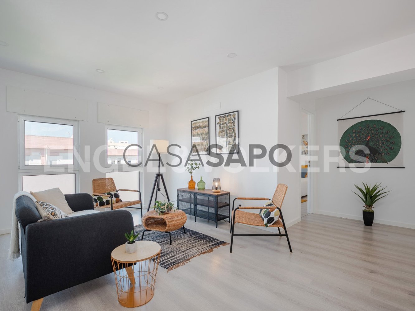 3 bedrooms Apartment in Lisbon, Portugal No. 244760