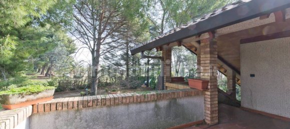 4 bedrooms Villa in Pianella, Italy No. 62194 46