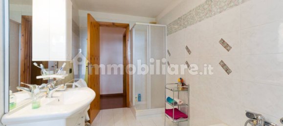 4 bedrooms Villa in Pianella, Italy No. 62194 34