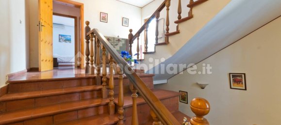 4 bedrooms Villa in Pianella, Italy No. 62194 24