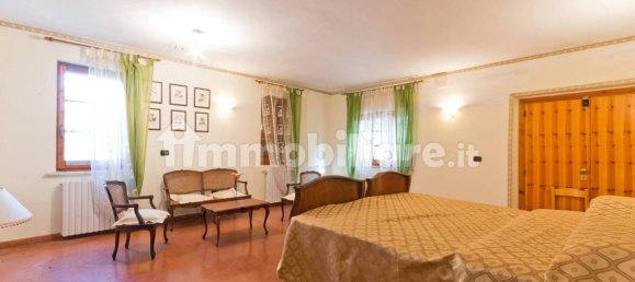 4 bedrooms Villa in Pianella, Italy No. 62194 27