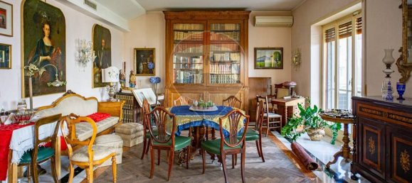 8 bedrooms Apartment in Catania, Italy No. 324570 3