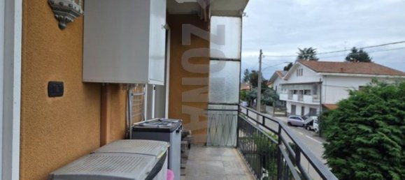 3-salle Appartement à Lonate Ceppino, Italy No. 334200 10