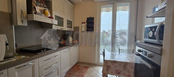 3-salle Appartement à Lonate Ceppino, Italy No. 334200 7