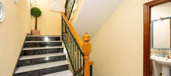 4 bedrooms House in Cullar Vega, Spain No. 26265 32