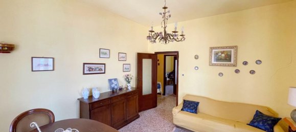 Квартира с 5 комнатами в Сассари, Италия № 305875 5