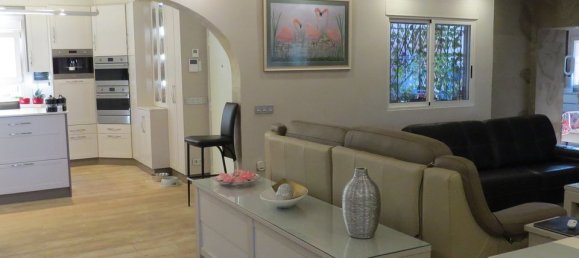 4 bedrooms House in Daya Vieja, Spain No. 185214 45