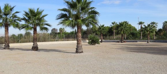 4 bedrooms House in Daya Vieja, Spain No. 185214 12