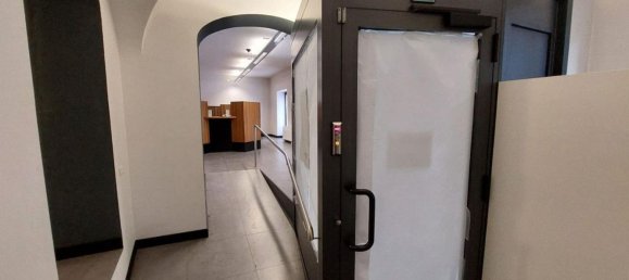 Escritório em Villa di Tirano, Italy 152 m² N.º 130238 16