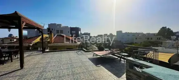 4 bedrooms Penthouse in Germasogeia, Cyprus No. 12006 10