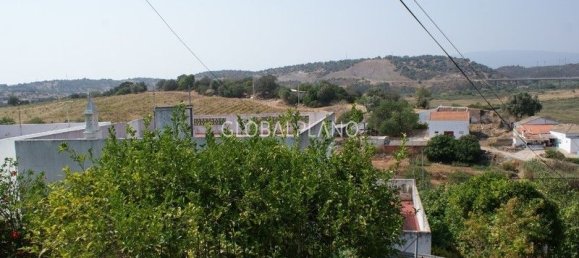 188m² Land in Portimao, Portugal No. 31259 3