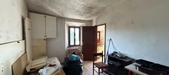 4 rooms Apartment in Siena, Italy No. 124987 5