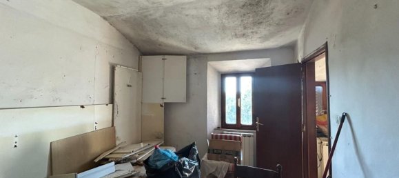 4 rooms Apartment in Siena, Italy No. 124987 10